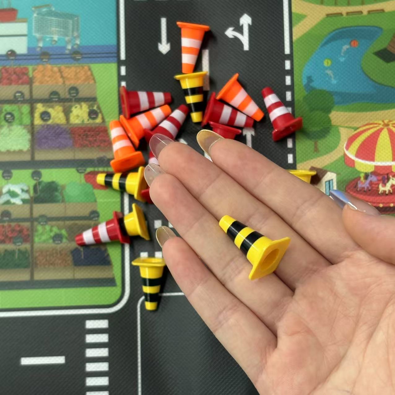 مجموعة لعب إشارات المرور الصغي - مراجعة Kids Education Product وسعره
